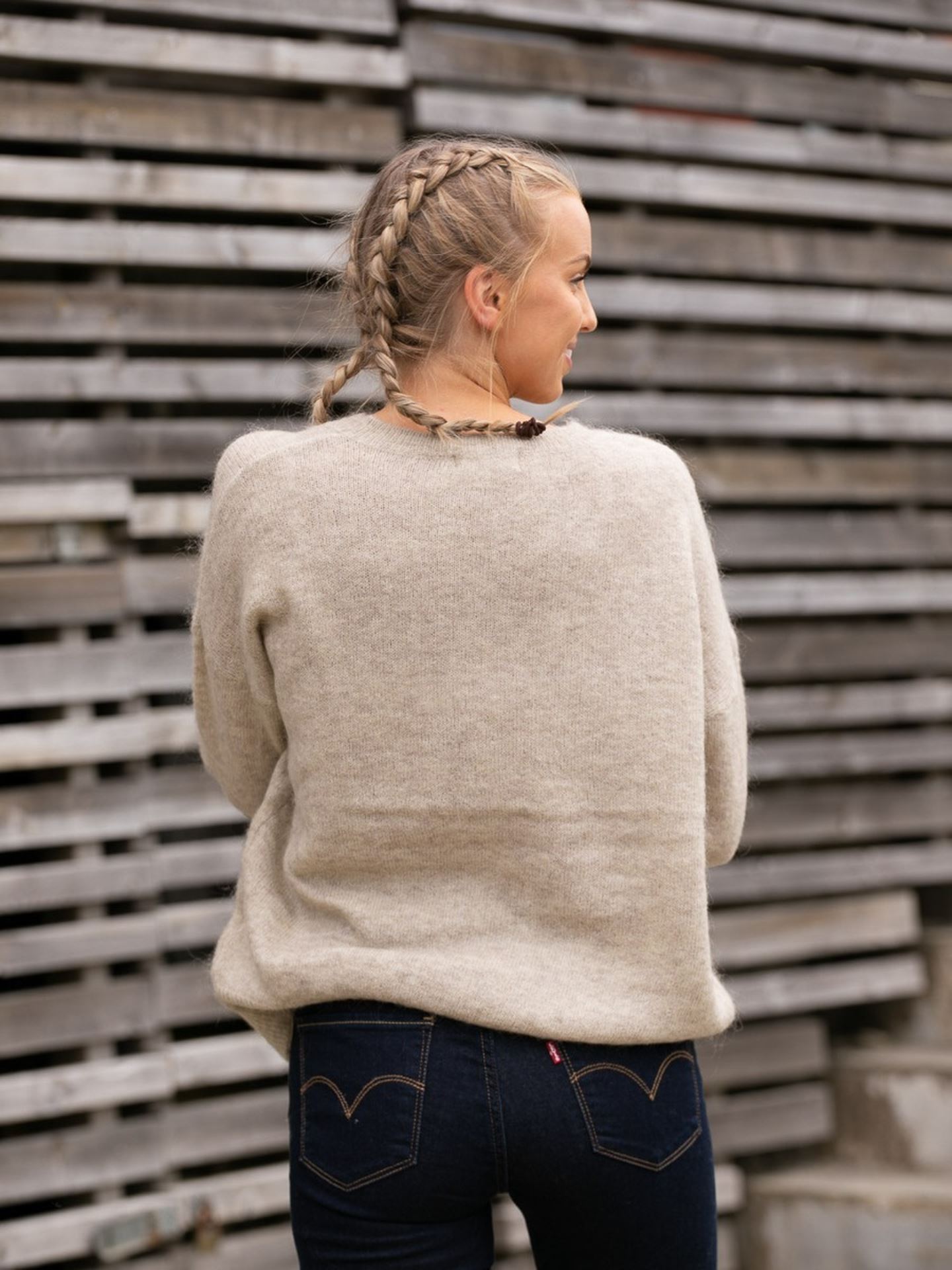 Femme Mohair O-Neck Pullover