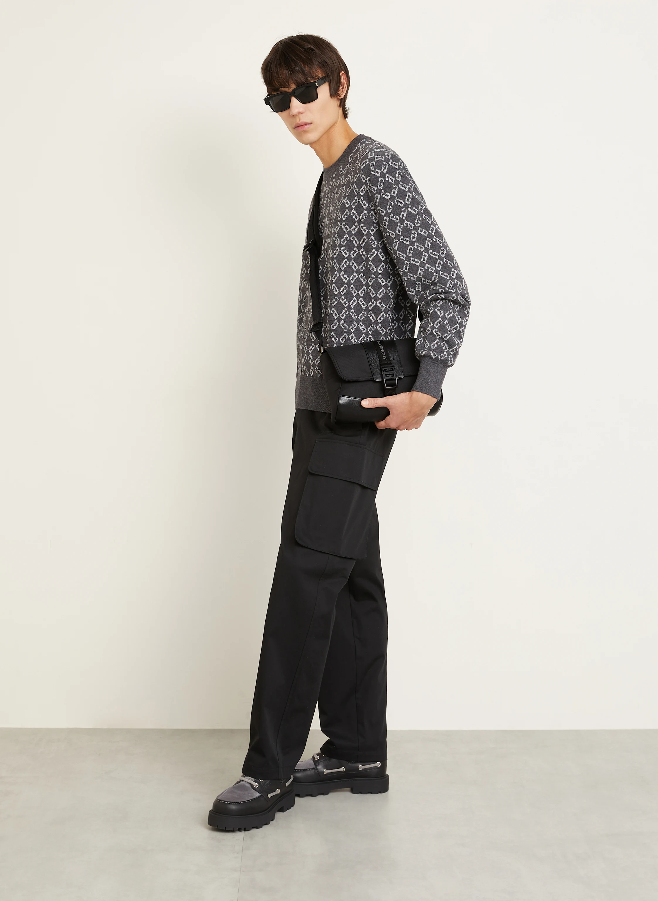 GIVENCHY Umhängetasche G-TRAIL