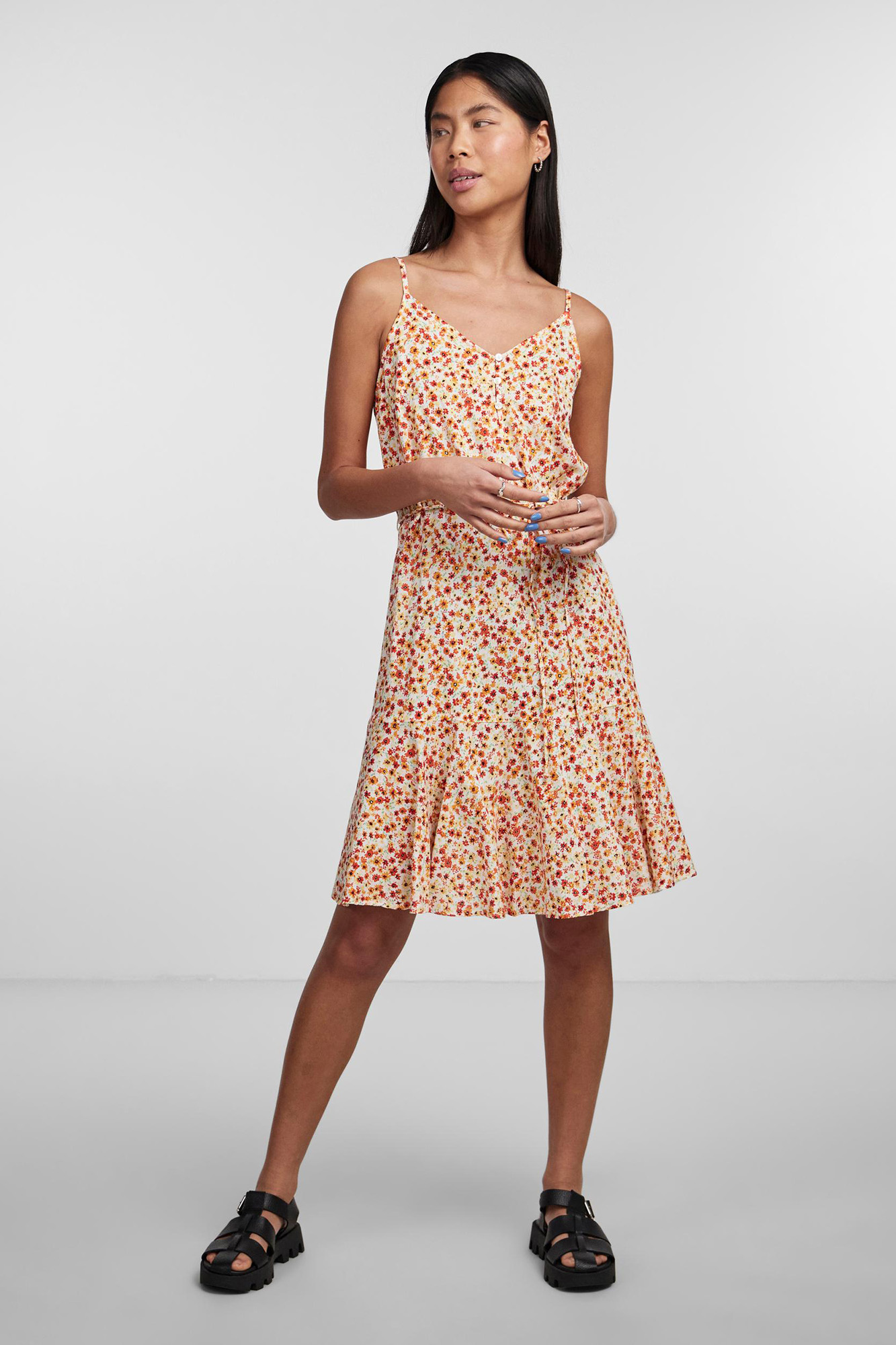 Vestido curto feminino