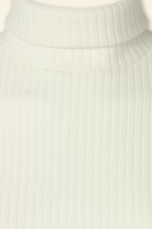 Vixen Roll neck ribbed sweater in crème