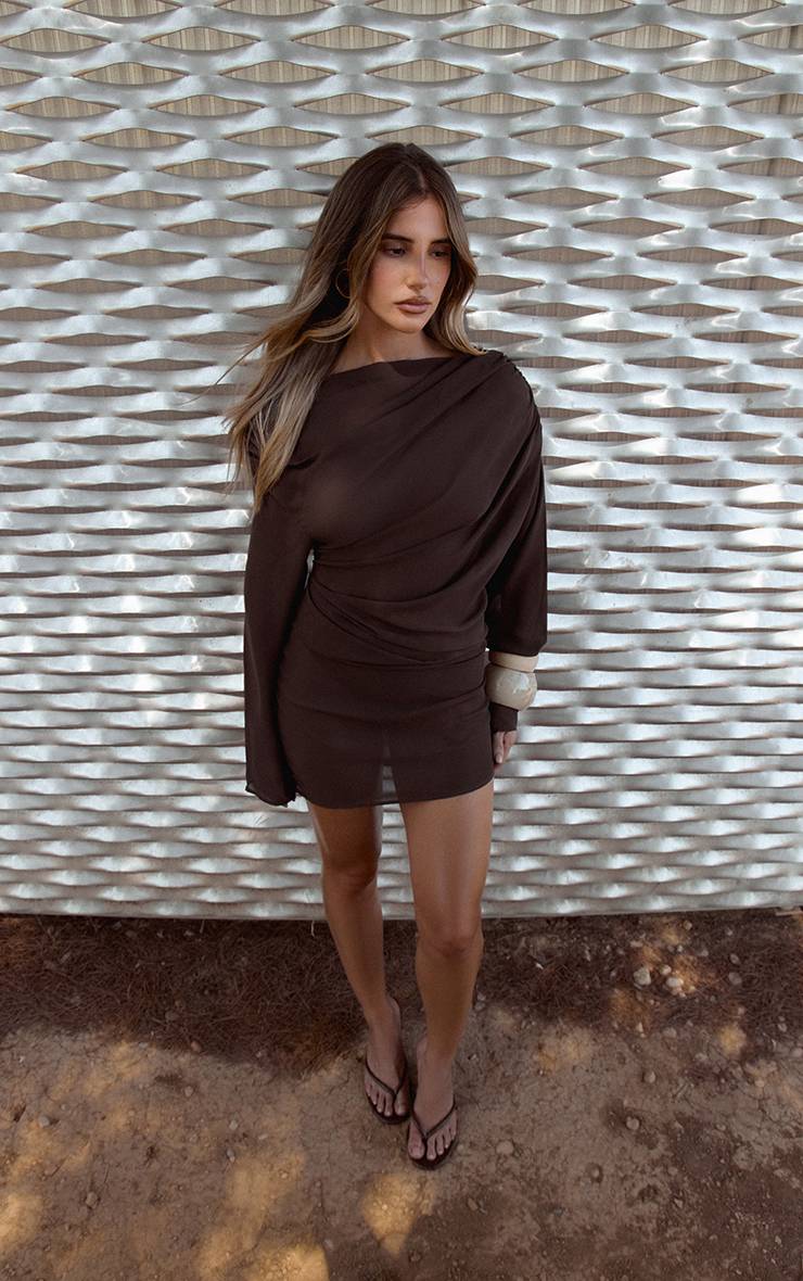 Dark Chocolate Robe Moulante Drapée En Mousseline Transparente