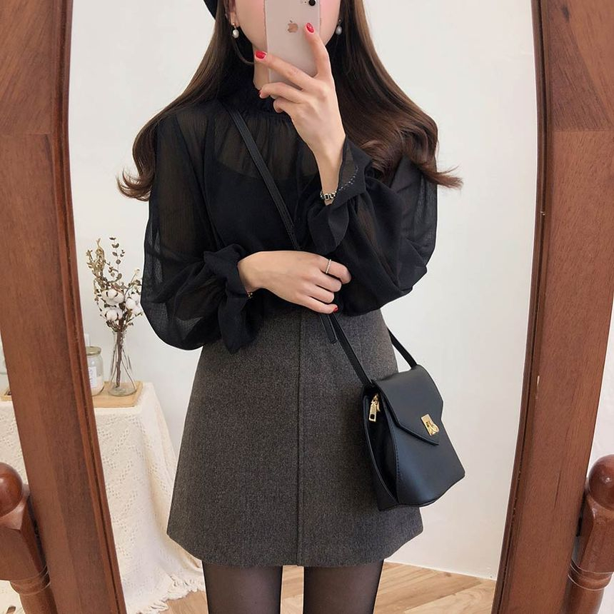 Leoom - Chiffon blouse met klokmouwen