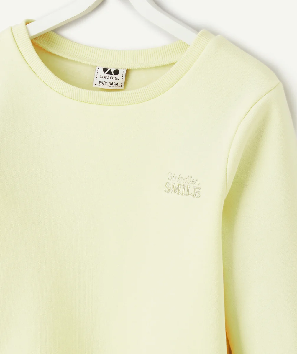 SWEAT FILLE EN FIBRES RECYCLÉES JAUNE AVEC MESSAGE BRODÉ