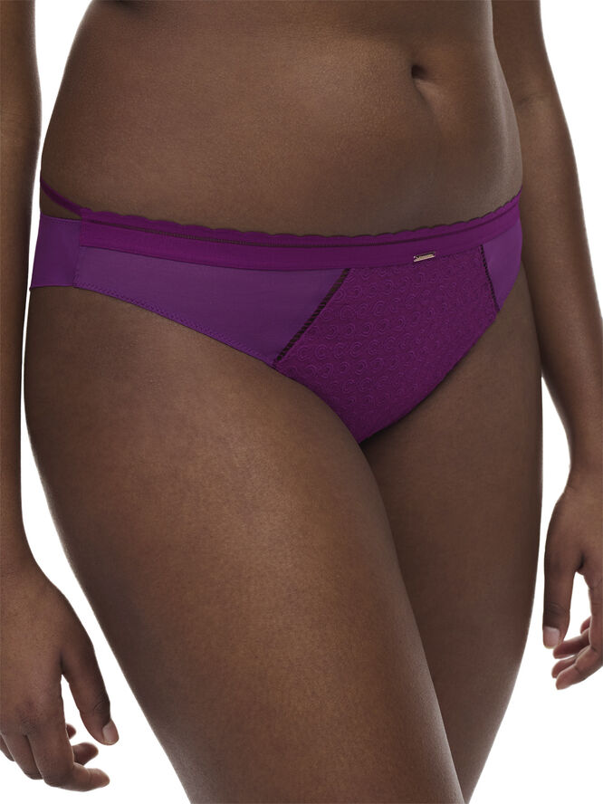 Chantelle Monogram Revealing Brief Lilla