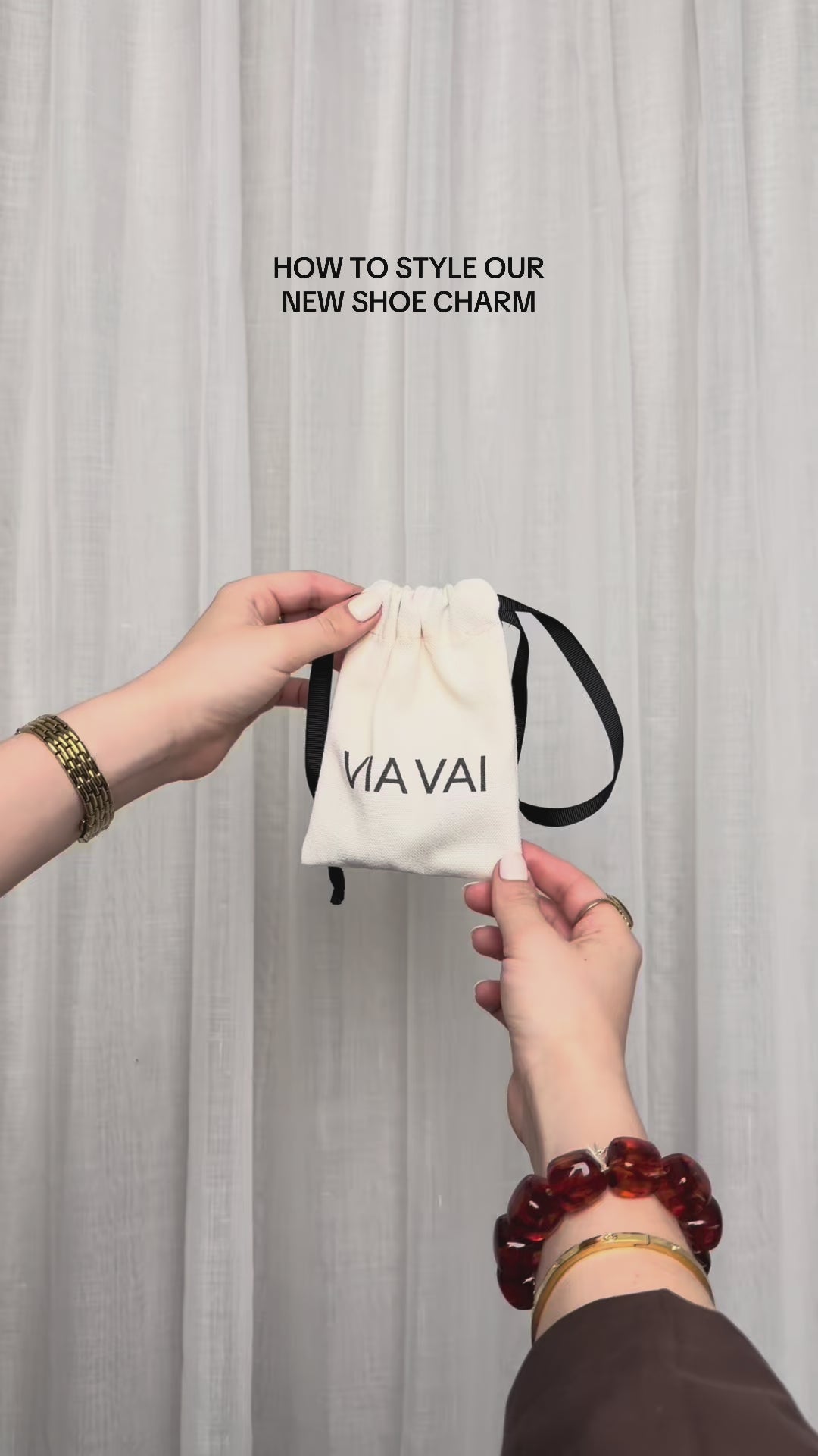 VIA VAI shoe charm Jenna Row
