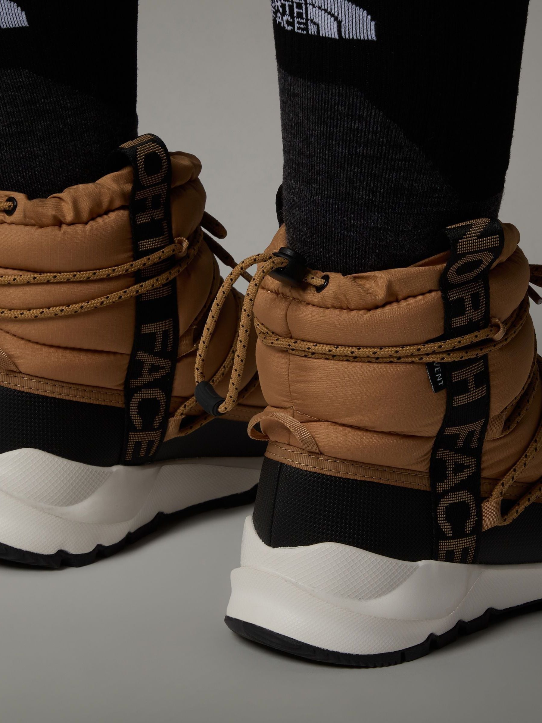 Bruin - The North Face waterdichte Thermoball winterlaarzen met vetersluiting voor dames