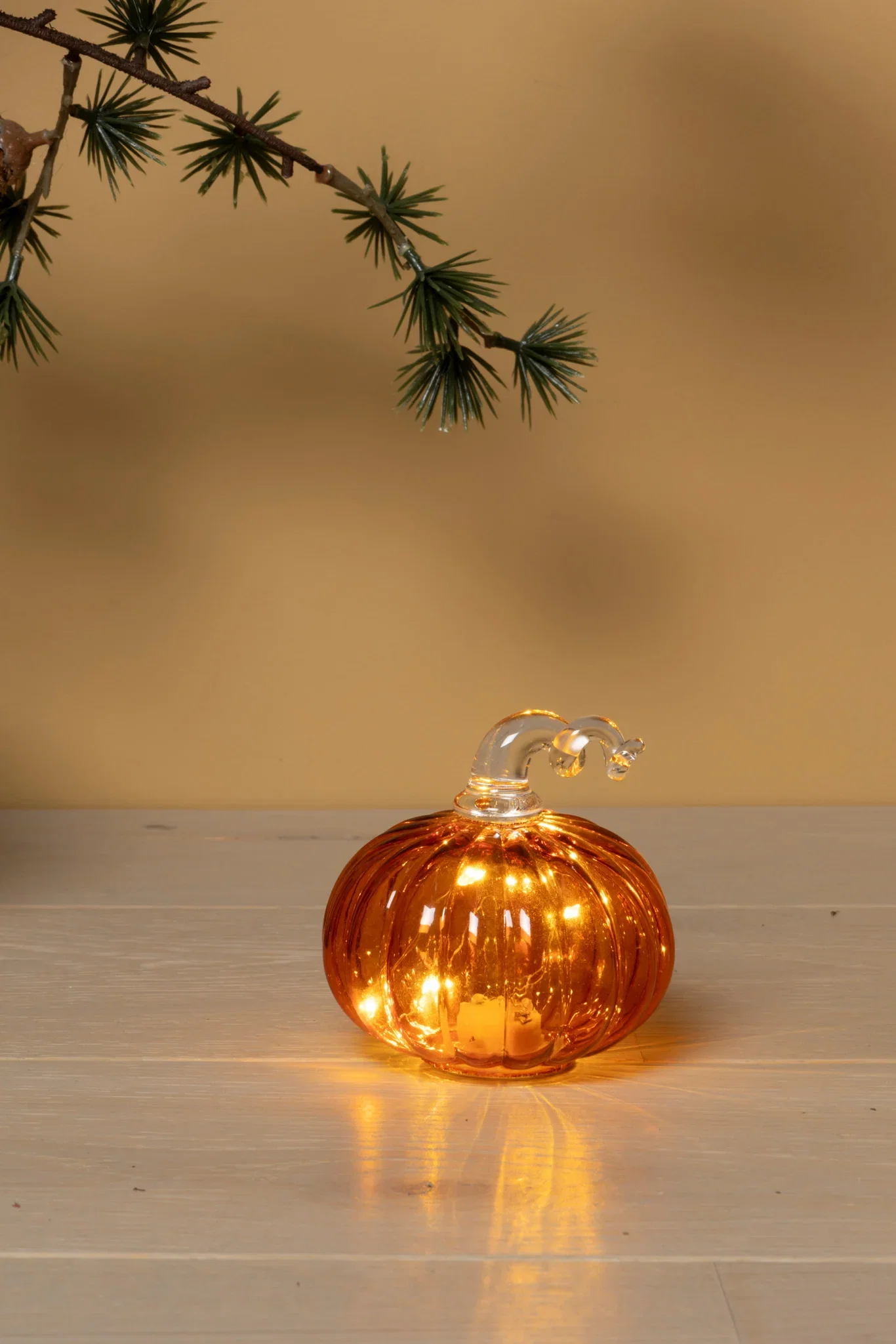 Halloweenpynt Glassgresskar med LED-lys Ø8 cm