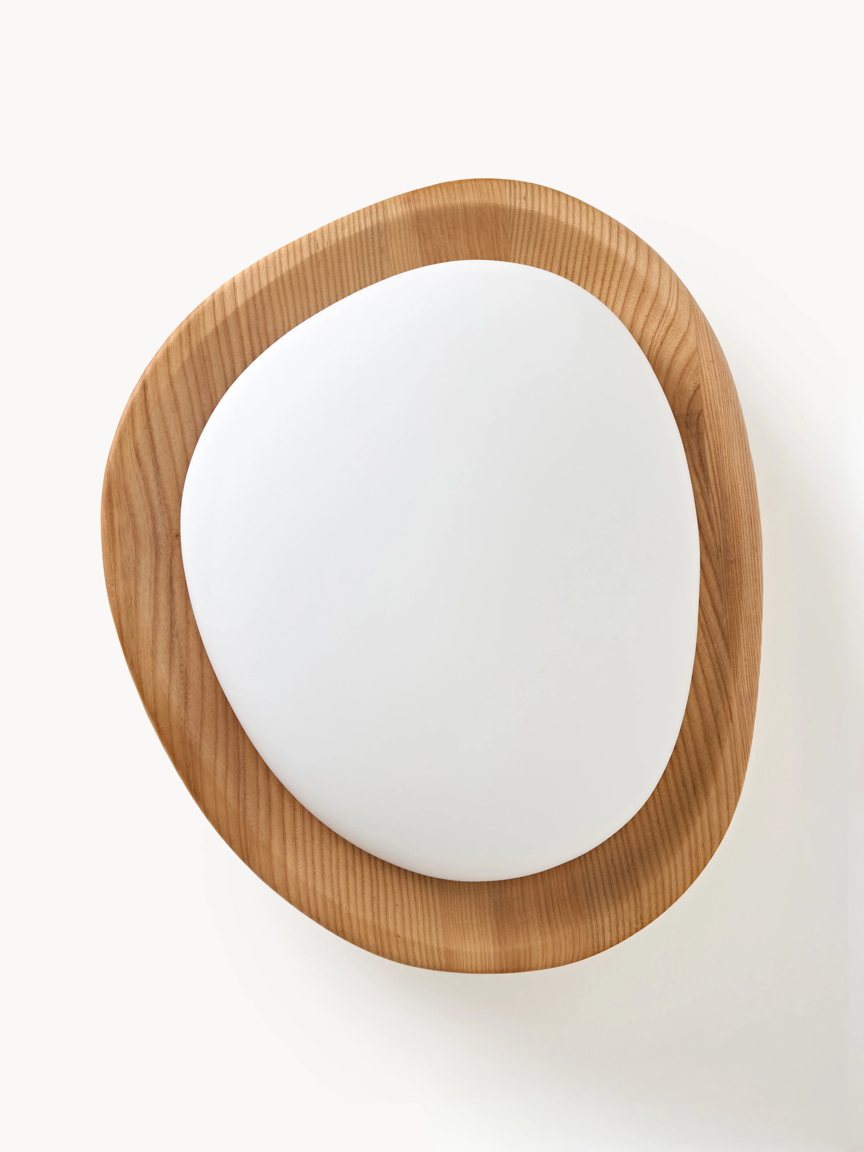 Plafondlamp Matthew met frame van essenhout