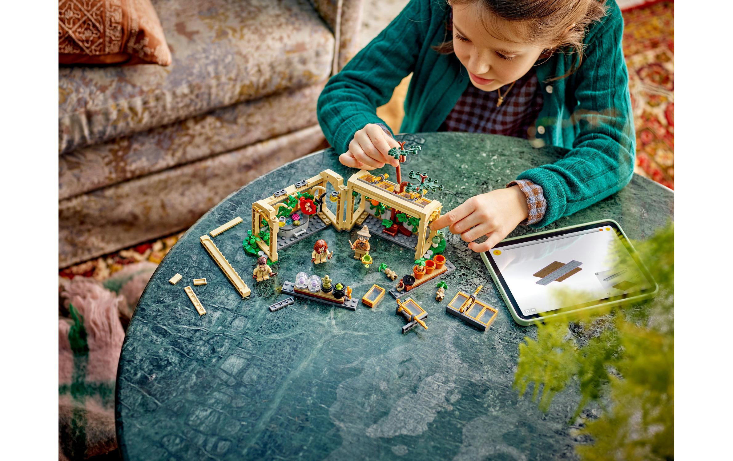 Harry Potter Schloss Hogwarts: Kräuterkundeunterricht 76445Klassenzimmer-Spielset