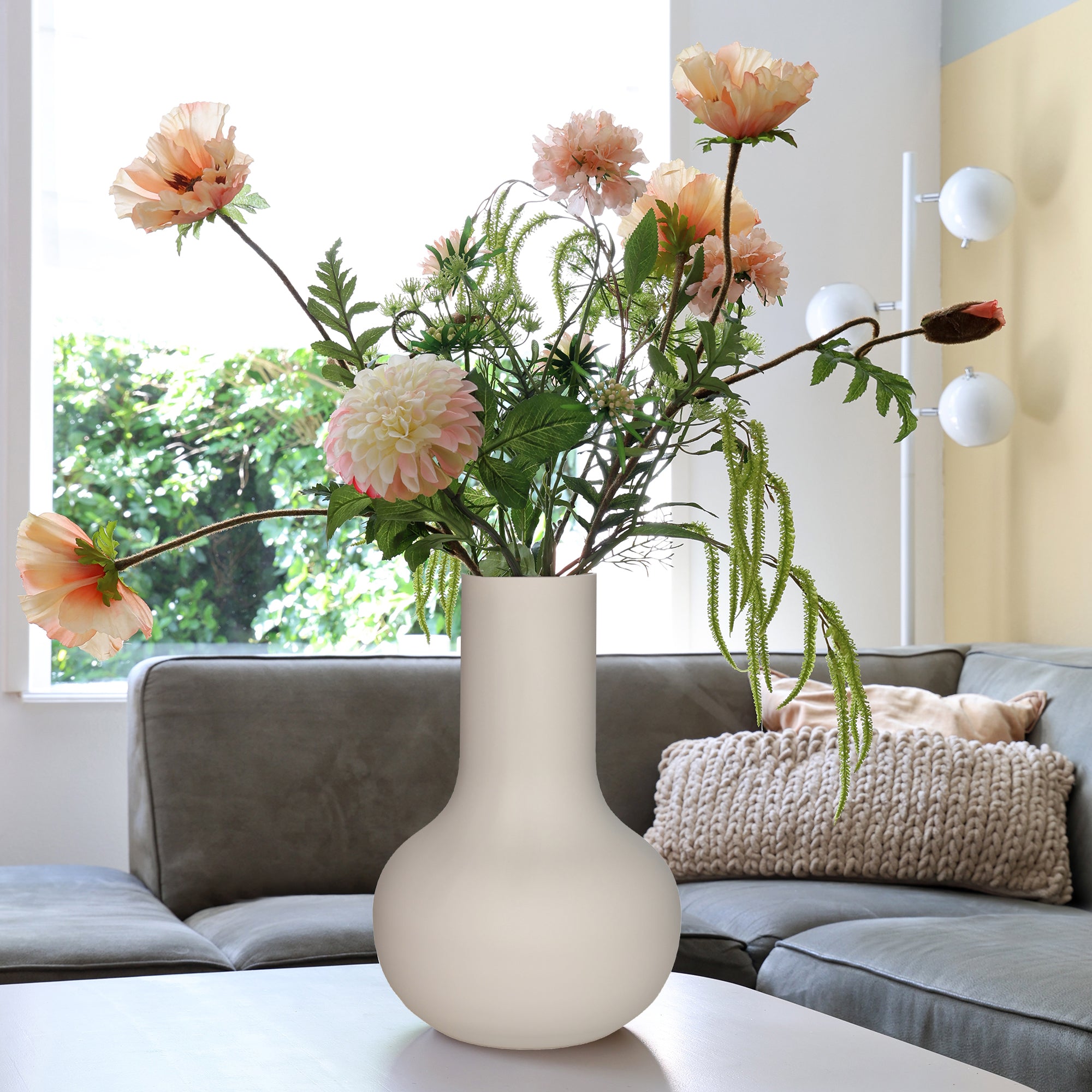 Vase The World Seim S matte ivory Ã25,5 x H37 cm