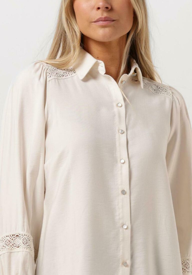 JANSEN AMSTERDAM witte jansen amsterdam blouse w754 blouse lace details and long puffsleeves