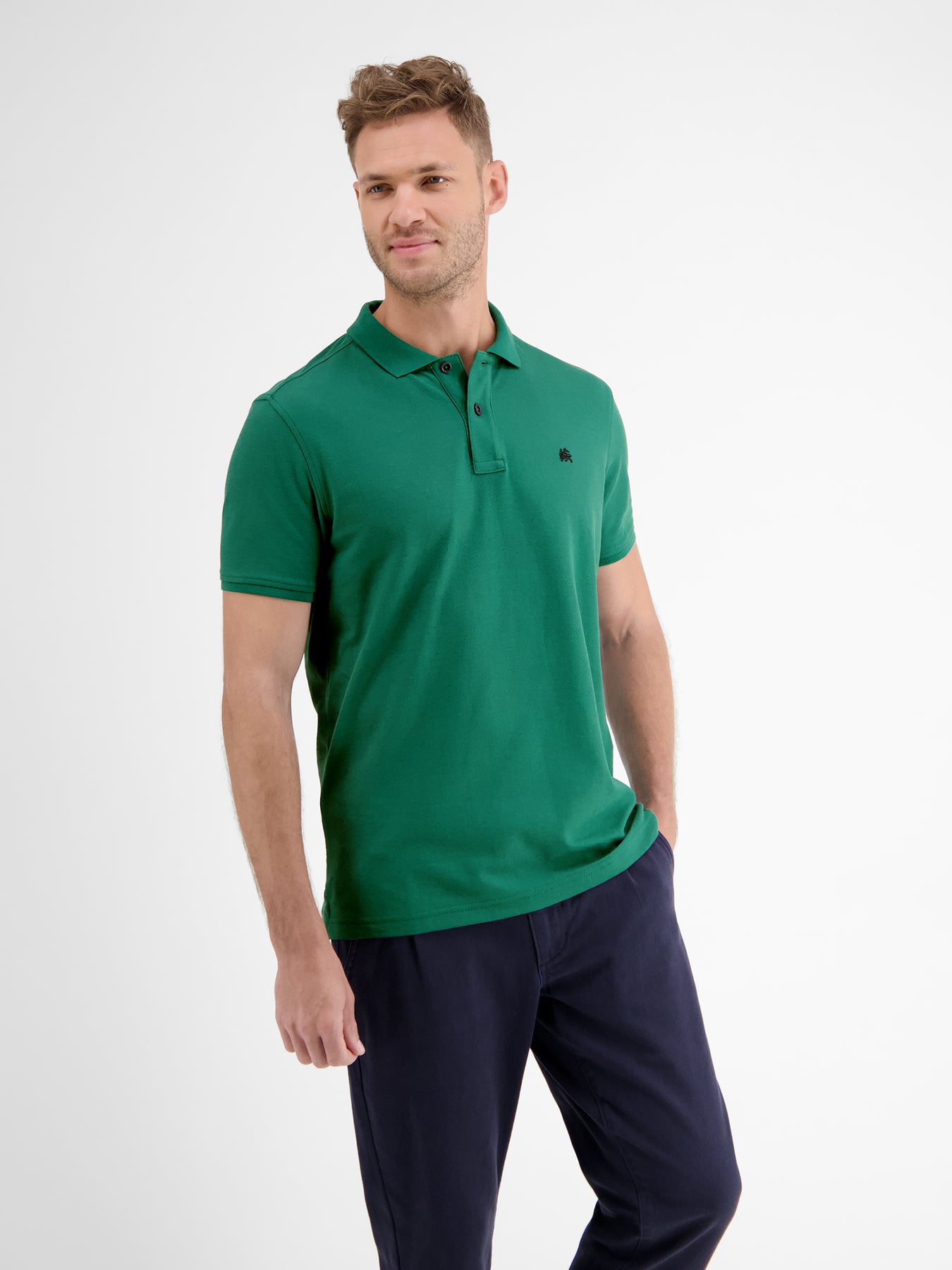 Klassisches Poloshirt für Herren in *Cool & Dry* Piquéqualität