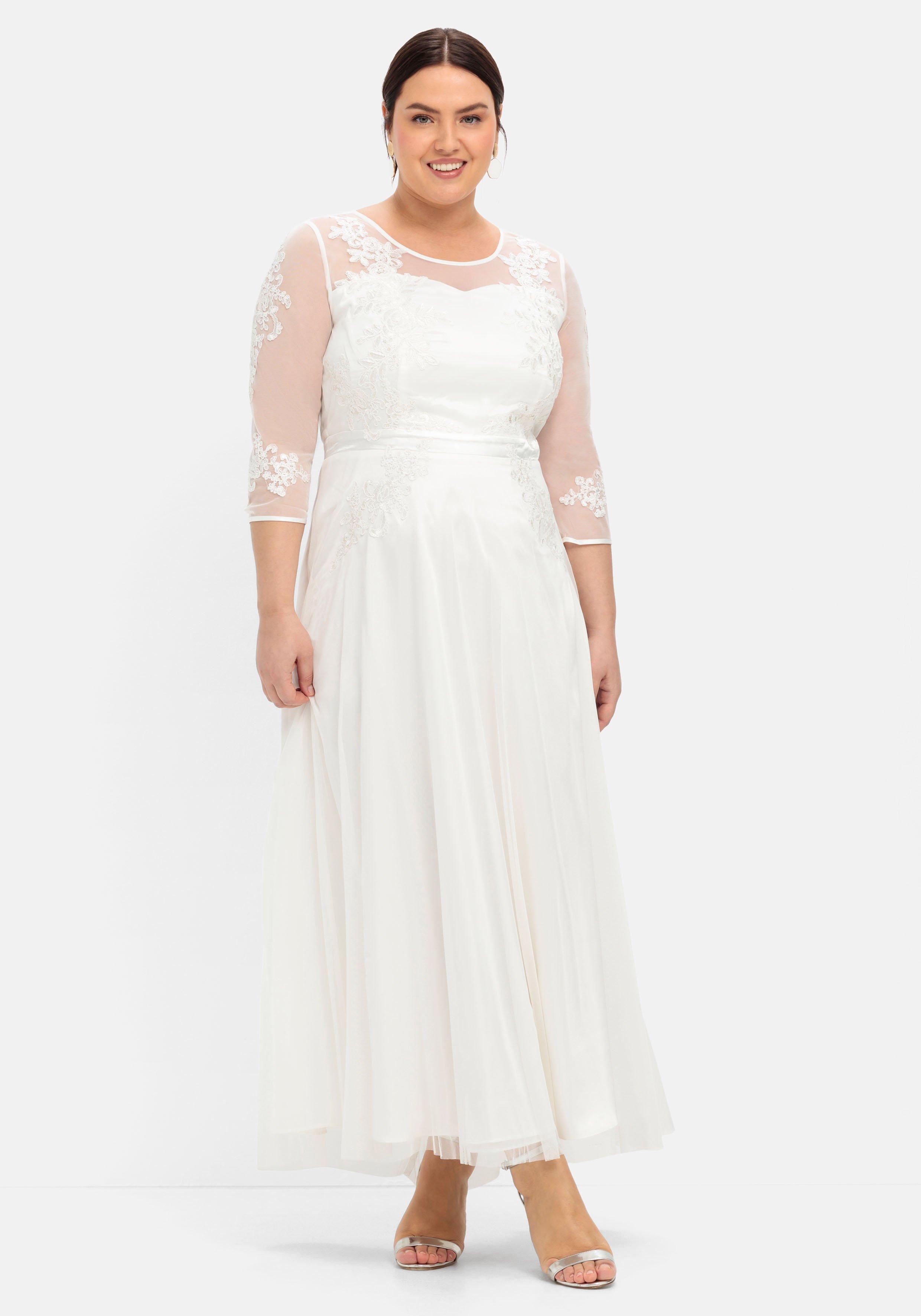Abendkleid mit Spitzenapplikationen in Corsagenoptik