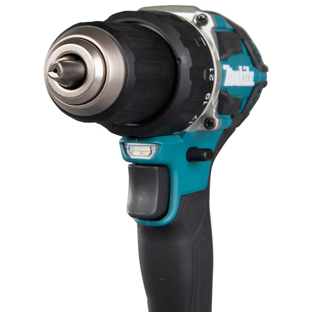 DRILL MAKITA LXT DDF484Z 18V UTEN BATTERI OG LADER