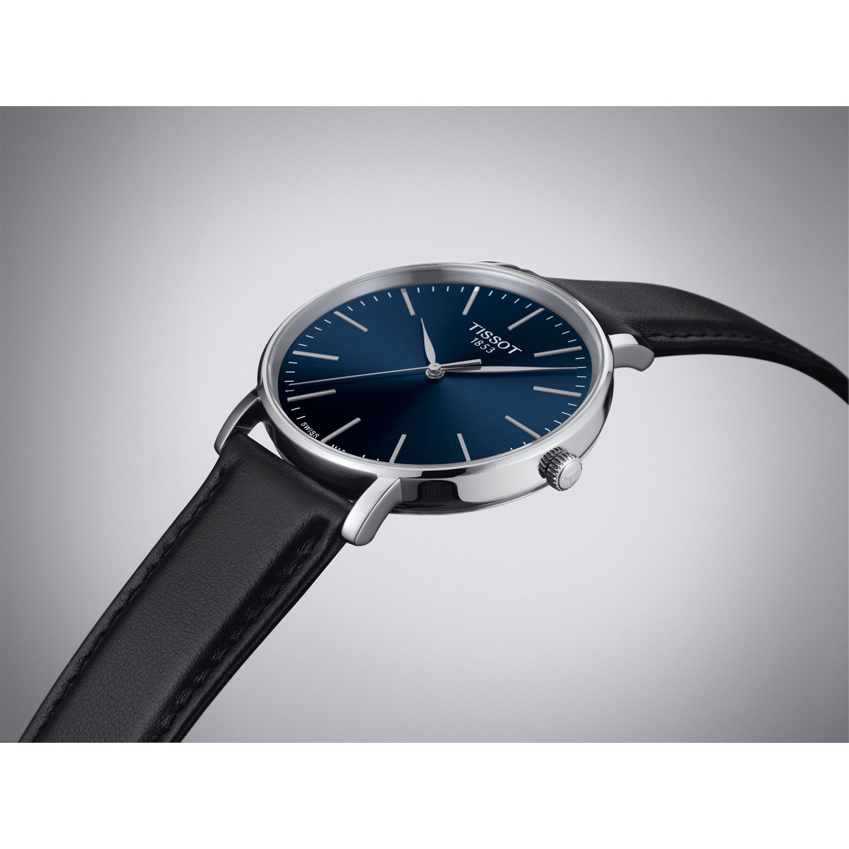Montre TISSOT t-classic homme acier bracelet cuir noir