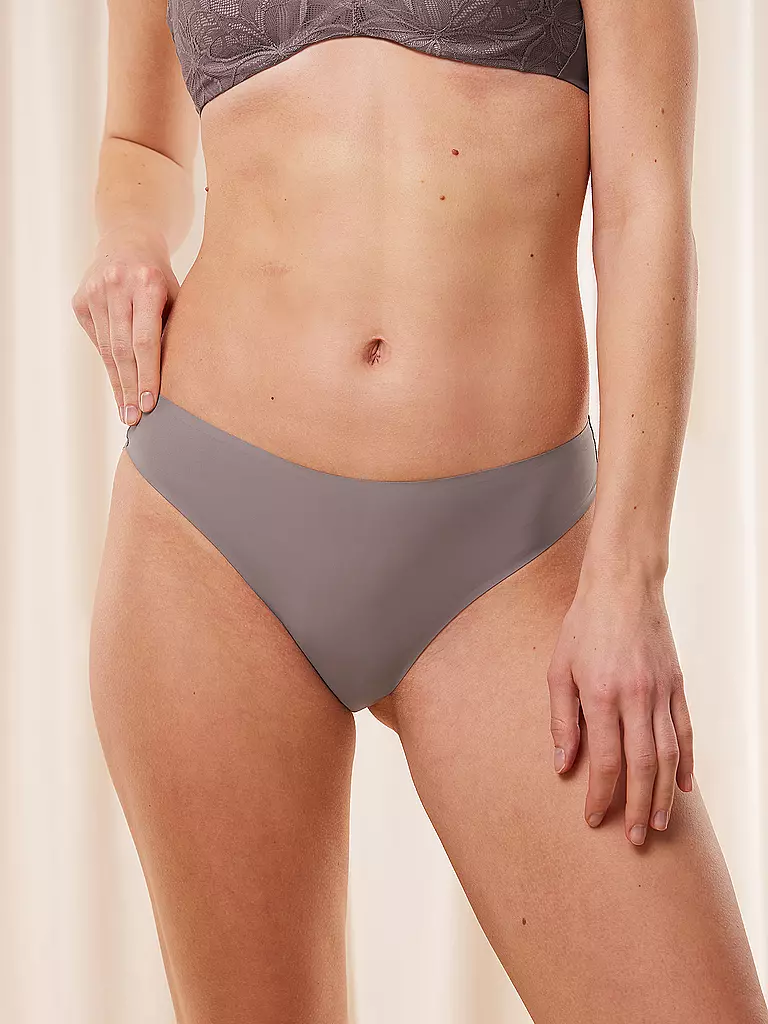 TRIUMPH Slip BODY MAKE-UP ILLUSION LACE pigeon grey grau