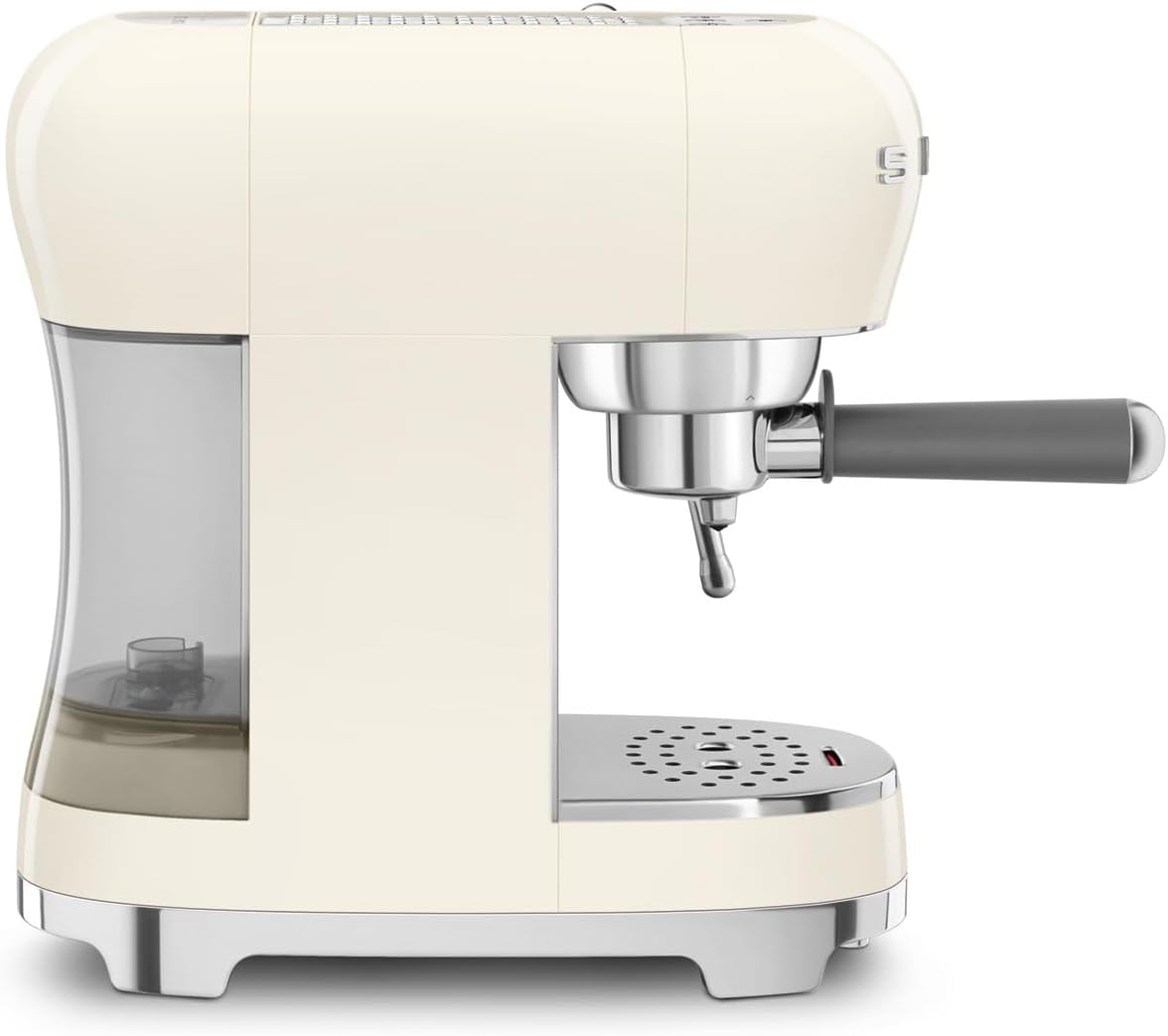 Smeg, Machine à Café Expresso Manuelle ECF02CREU, Système Thermoblock et Buse Vapeur, 4 Fonctions Expresso, Plateau Amovible, Porte Filtre, Réservoir d'Eau 1 L, Dimensions Compactes, 1350W, Crème