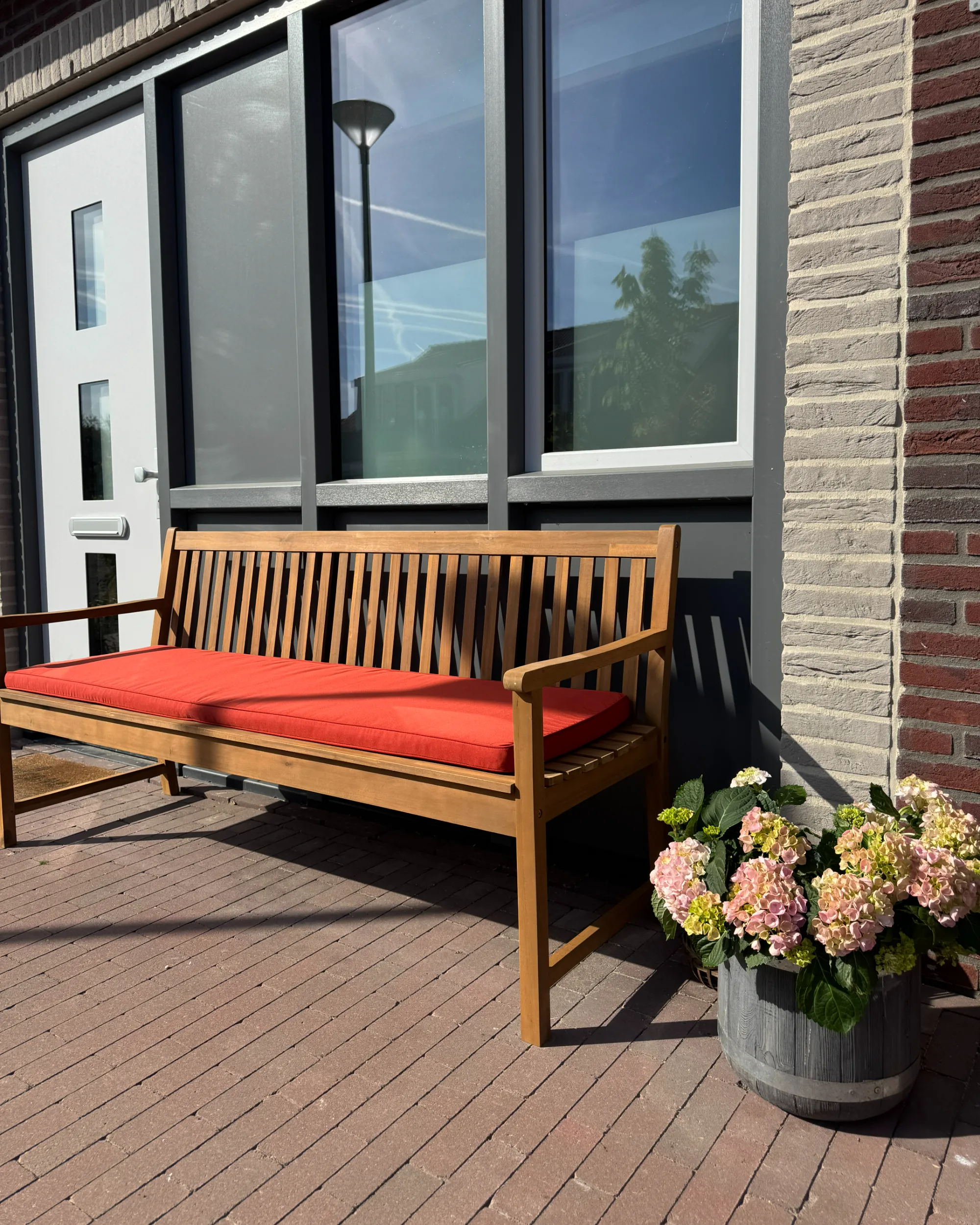 Tuinbank met zitkussen VIVARA 180 cm Gecertificeerd acaciahout Donkerrood