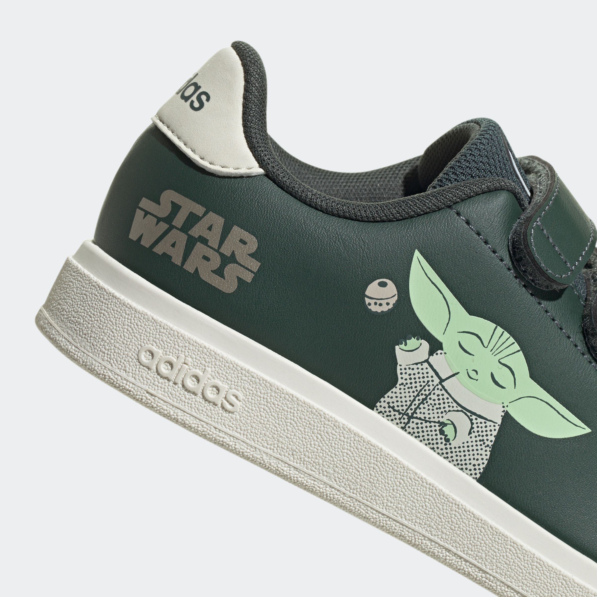 adidas Sportswear Klettschuh »ADVANTAGE MANDALORIAN CF C«  Design auf den Spuren des adidas Stan Smith