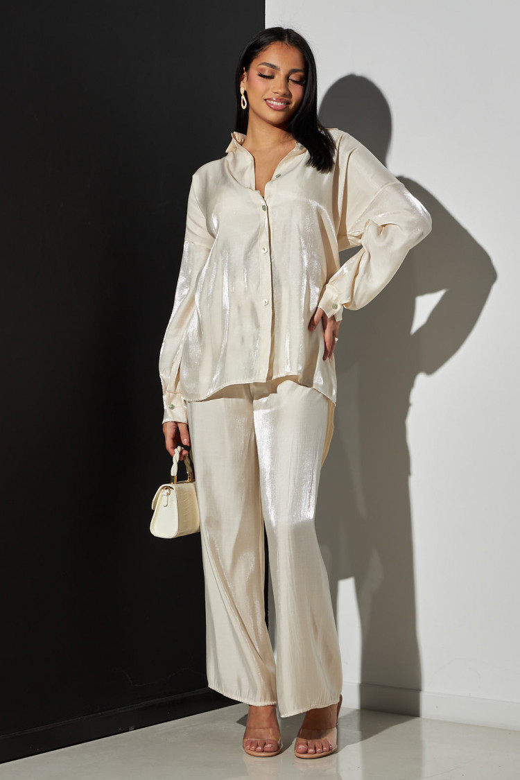 Ensemble 2 pièces chemise + pantalon satiné écru