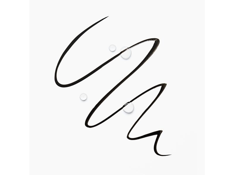 Catrice Eyeliner Superproof Brush 010 Midnight Black Wasserfester Eyeliner in sattem Schwarz für ein wischfestes Finish bei allen Wetterbedingungen