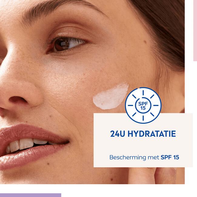 NIVEA Essentials +24h Hydraterende Dagcrème SPF15 50 ML