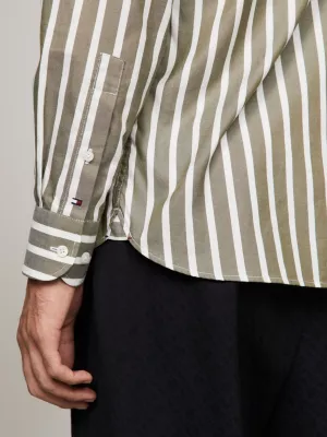 Camisa Oxford listrada de corte regular