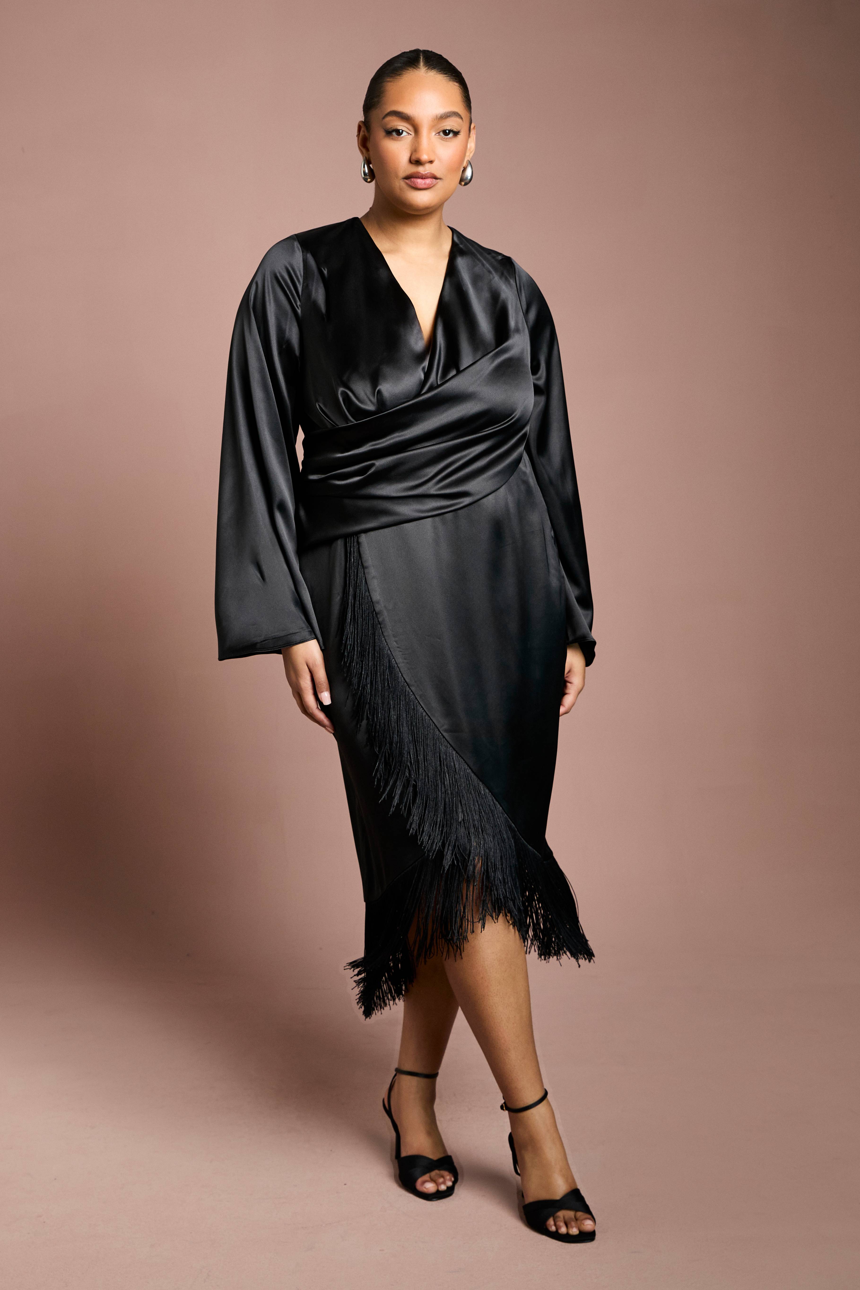 Coast Robe Portefeuille Satinée Grande Taille Avec Détail Franges