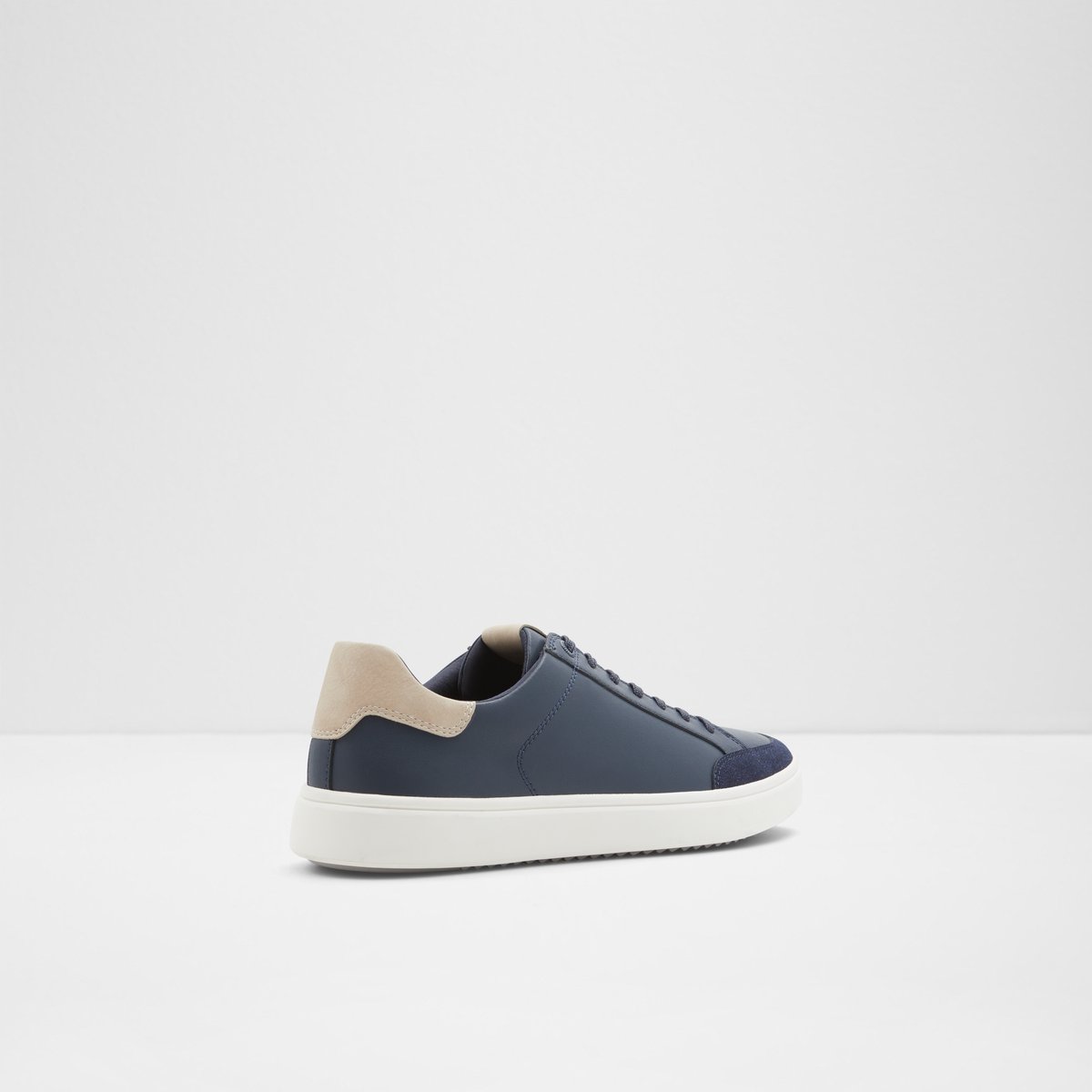 Courtspec Navy Men Low top