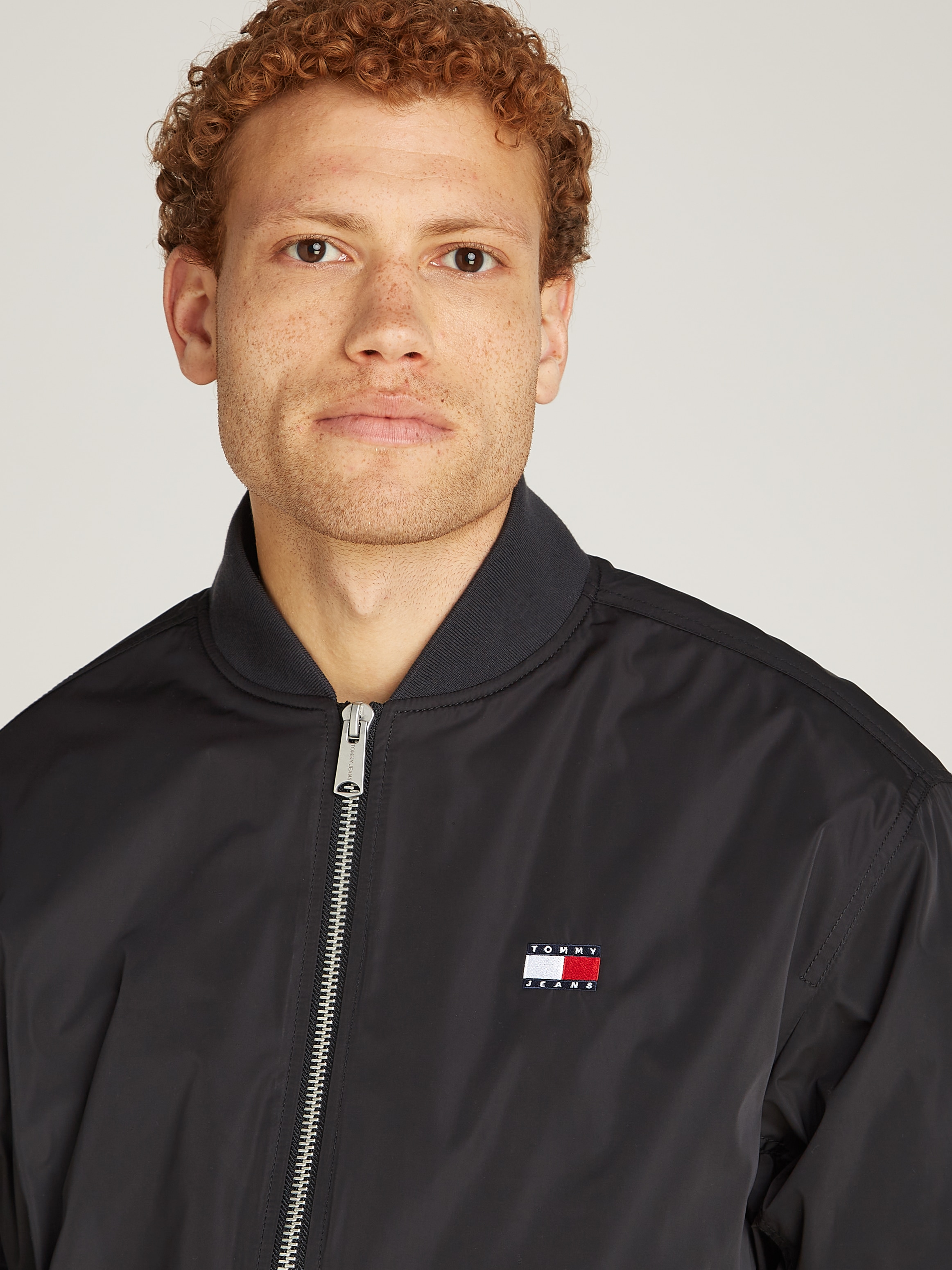 Tommy Jeans Plus Bomberjacke »TJM ENTRY BOMBER EXT« Grosse Grössen mit Logopatch