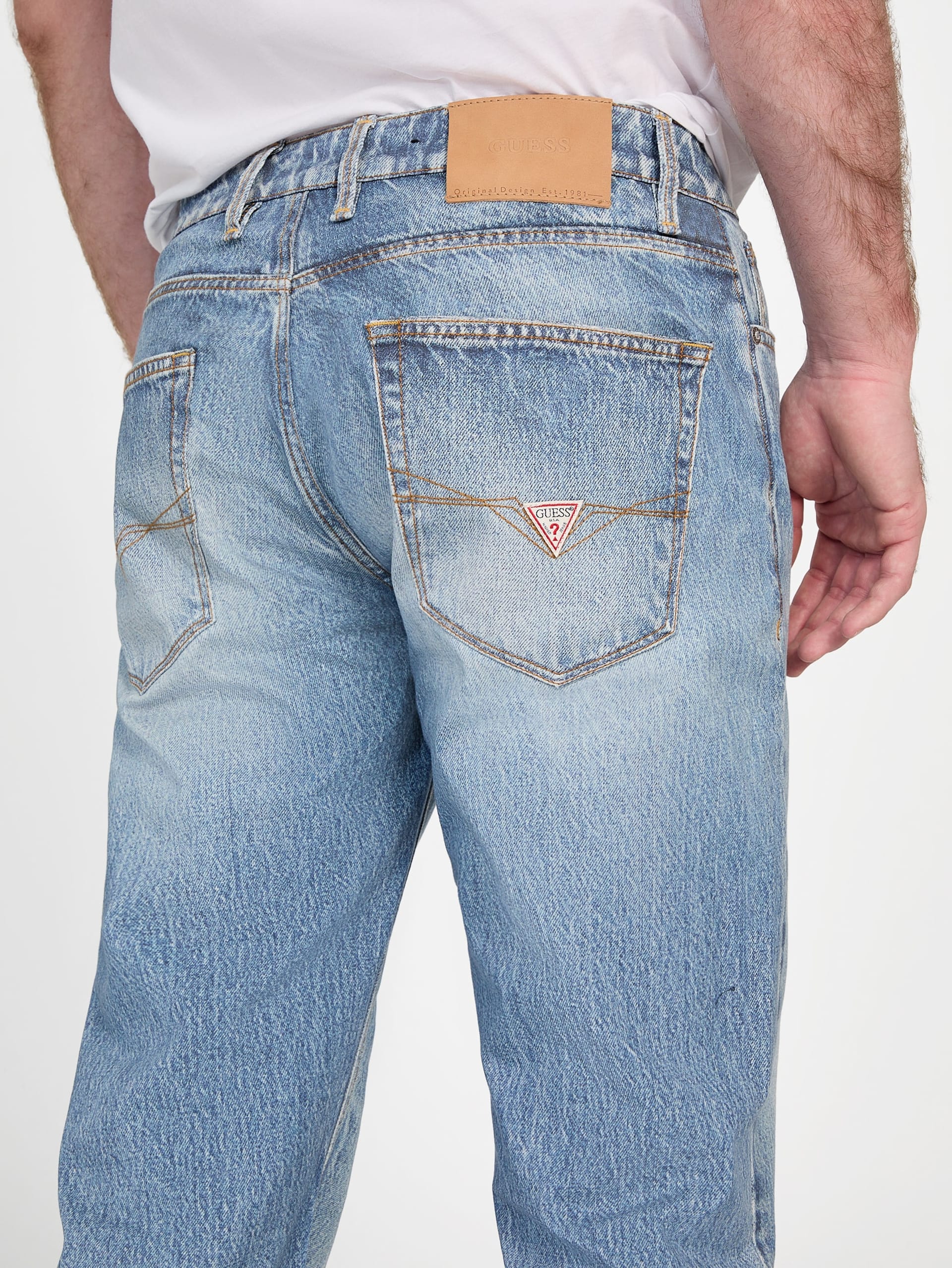 Calça jeans reta slim fit da Eco Angels