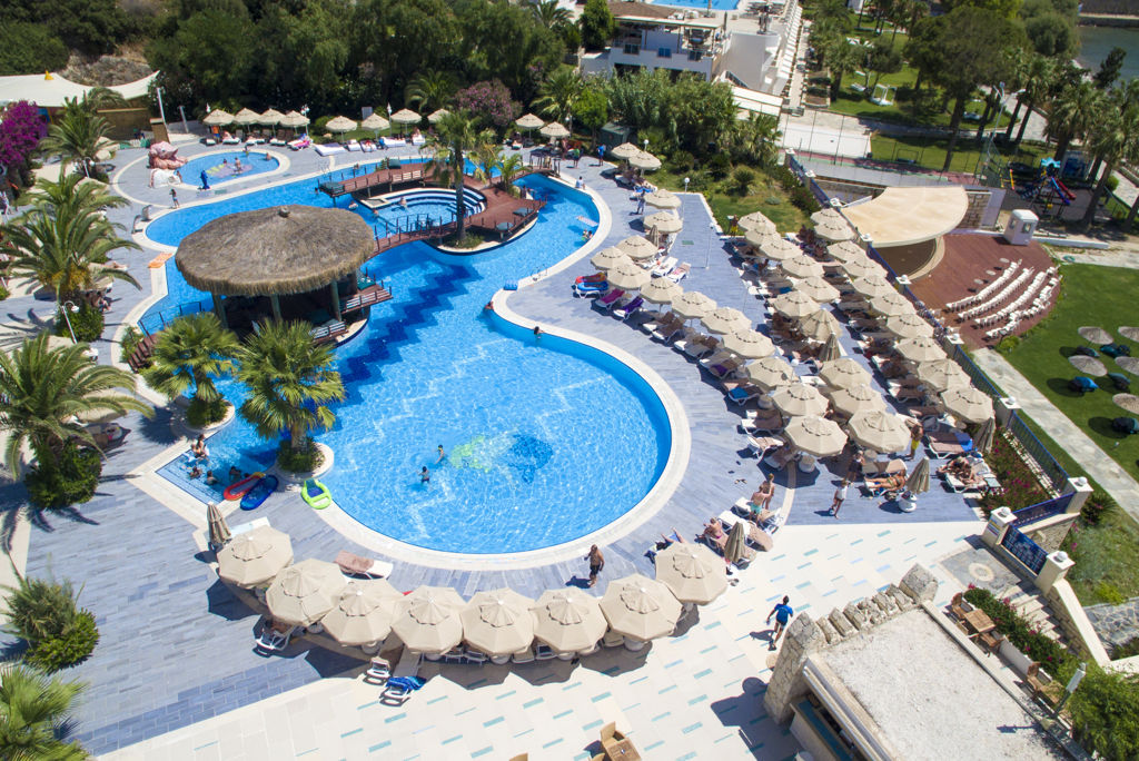 Fly & Go Salmakis Resort Halfpension - Hotel