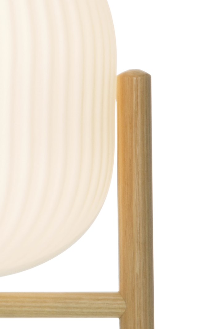 Vinda bordlampe Stor natur tre med hvit opalglass, ledning og bryter E27 Max 40W