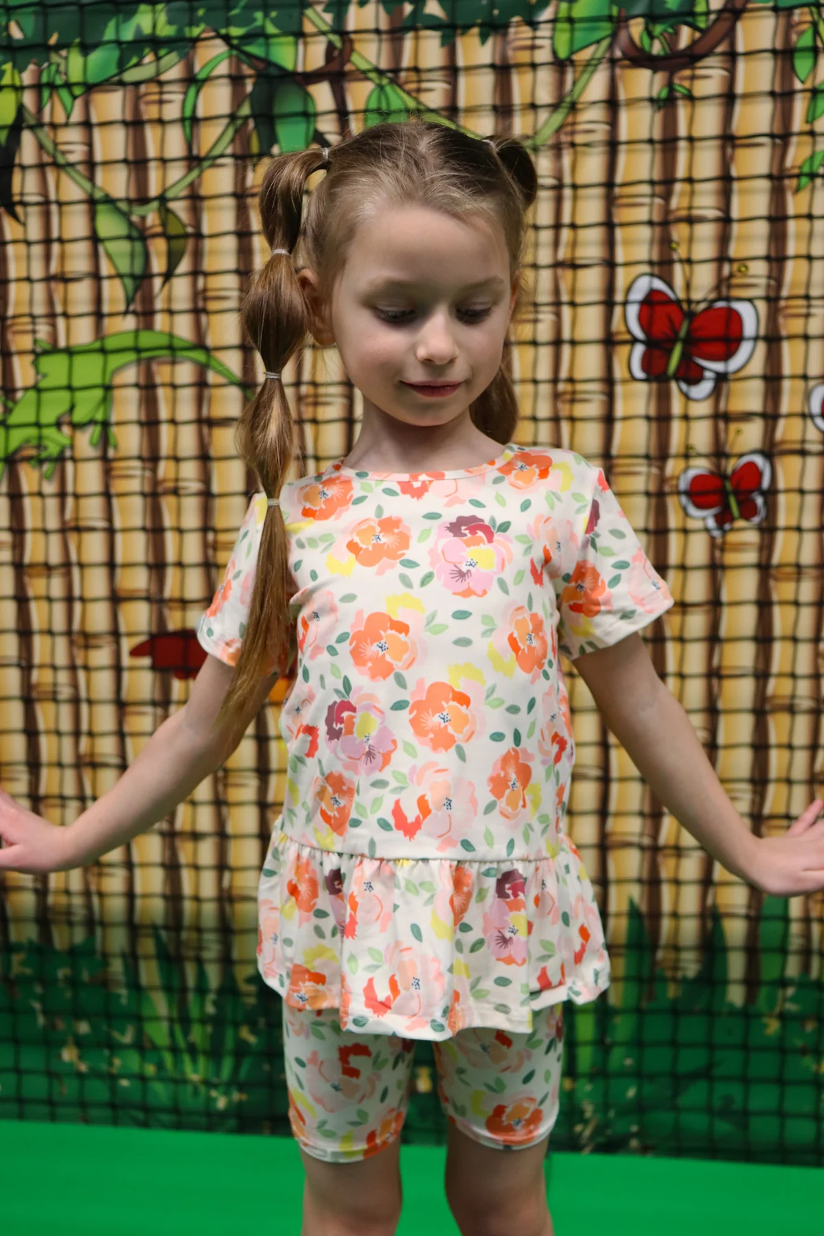 Liberte Ami Alma-Frill-T-Shirt (Kids) reamy peach flower