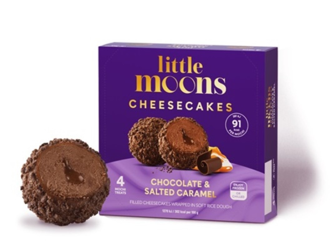 GELADO MOCHI LITTLE MOONS CHOCOLATE E CARAMELO SALGADO 120G(4UN)