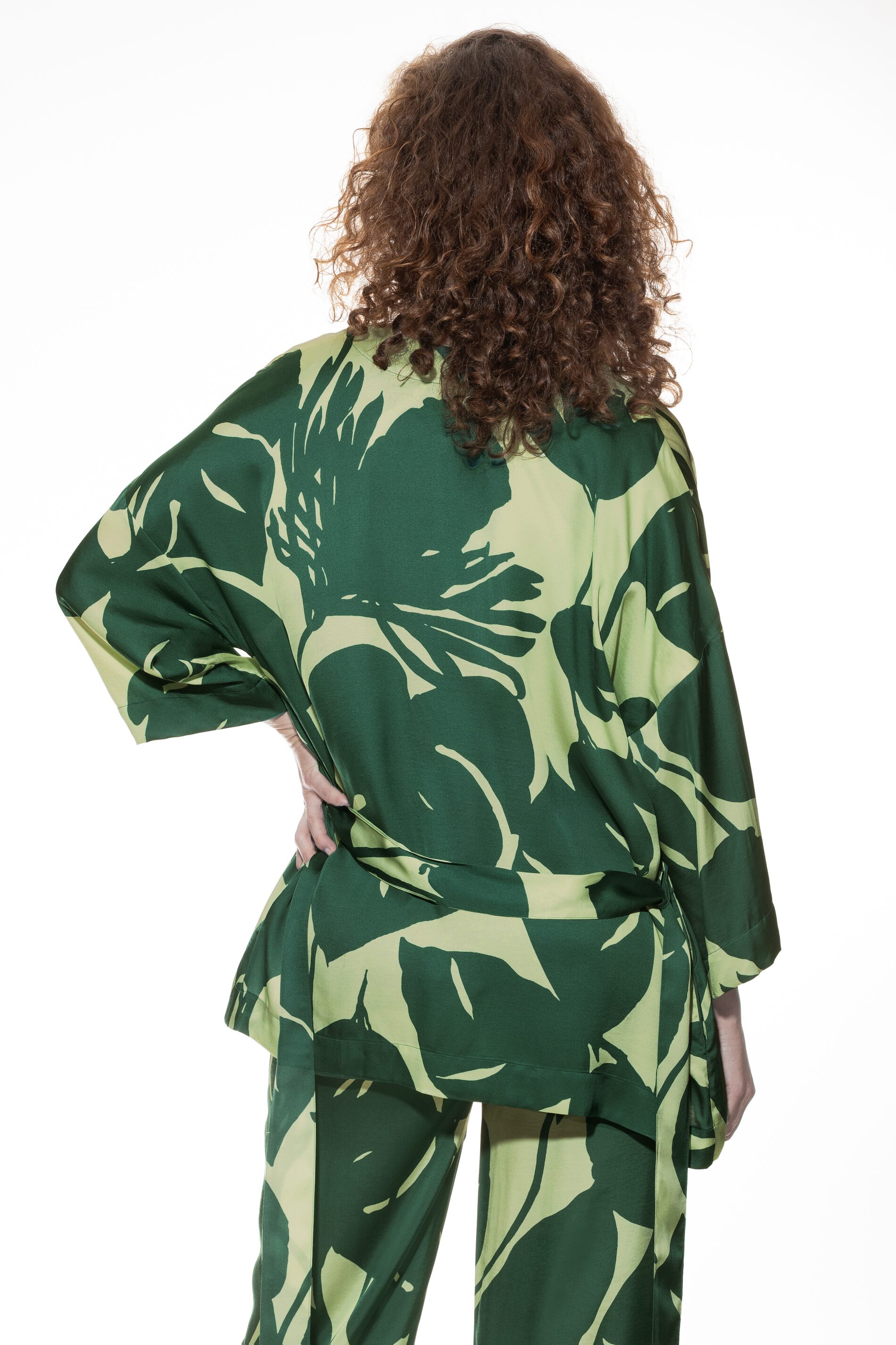 Kurz-Kimono<br>Serie Tropical Leaves
