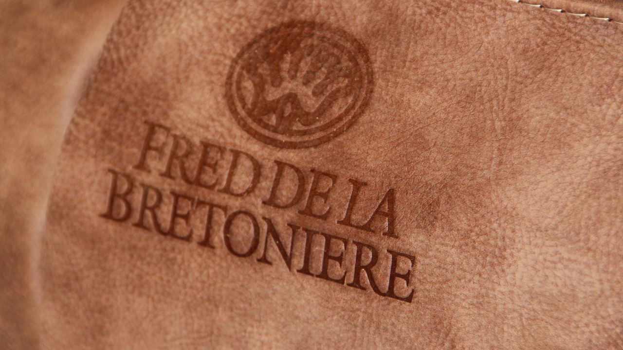 Poef Otis - Fred de la Bretonière B75 x D75 x H33 cm