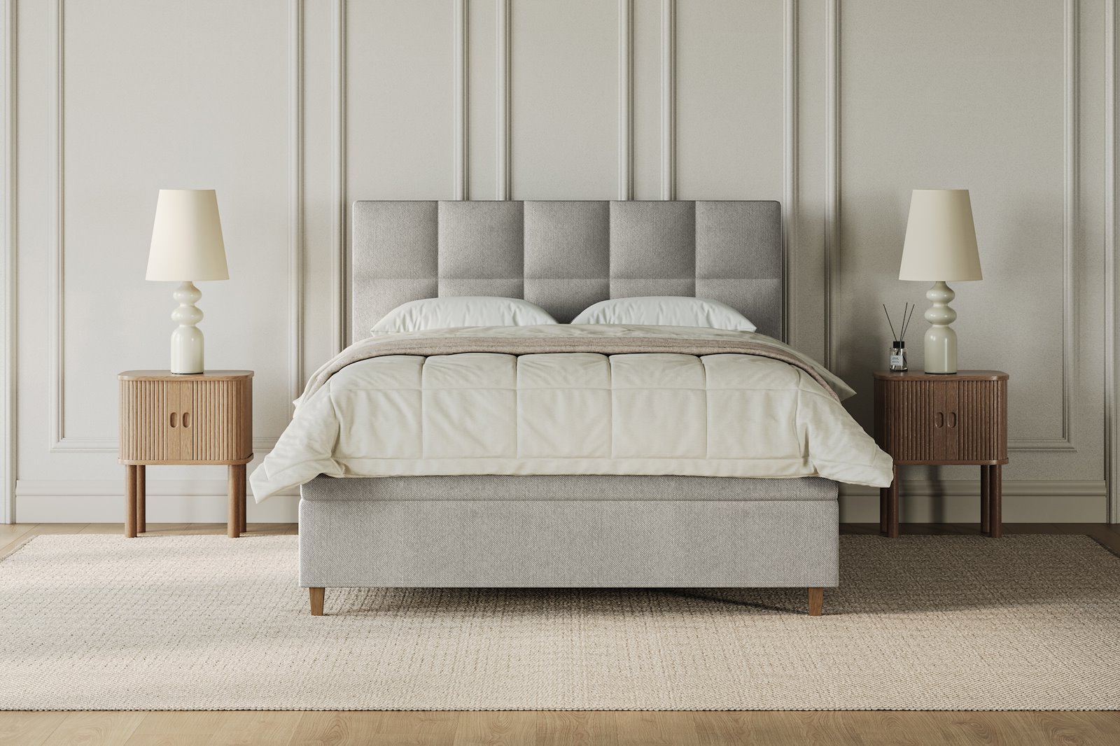 XOV Venus Kontinentalseng 210x210 cm i tekstil Terranova 08 krem, medium/medium med Premium 15 overmadrass og sort firkantede ben, gavl selges separate