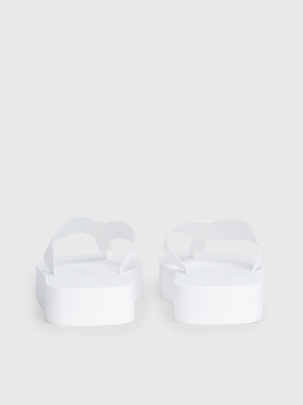 Chinelo de dedo com plataforma