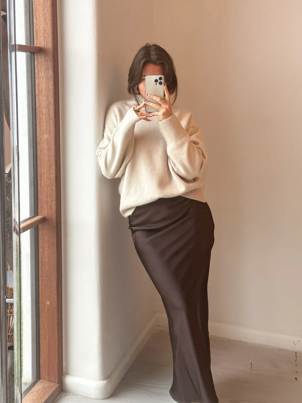 Neo Noir  Vicky Heavy Sateen nederdel - brun