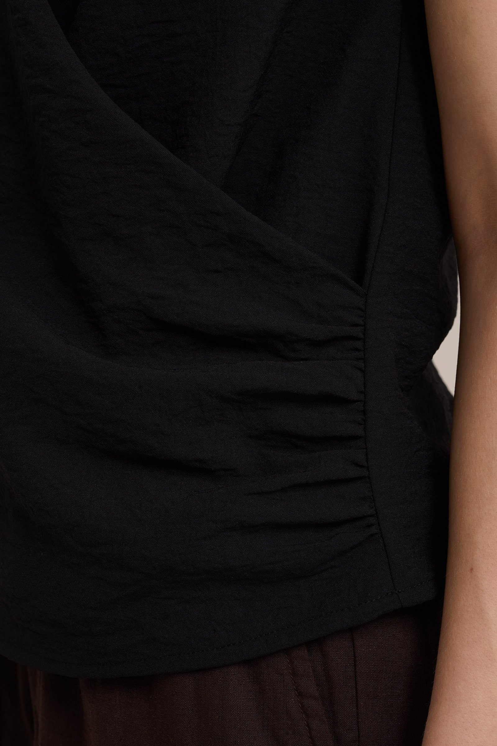 overslagtop WE Fashion Zwart