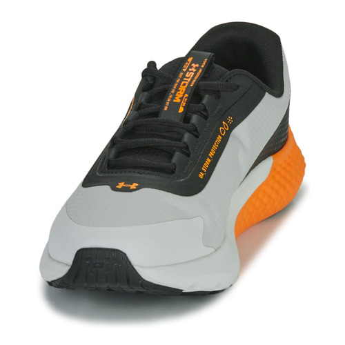Under Armour - UA CHARGED ROGUE 3 STORM - Blanc / Noir / Orange