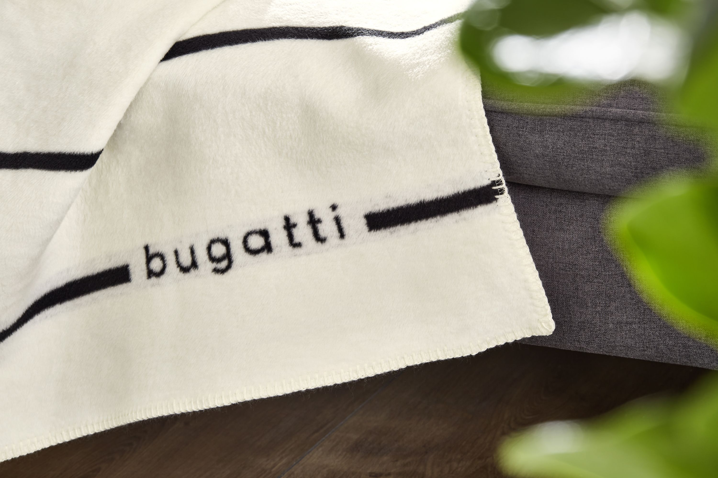 Wohndecke JACQUARD BUGATTI