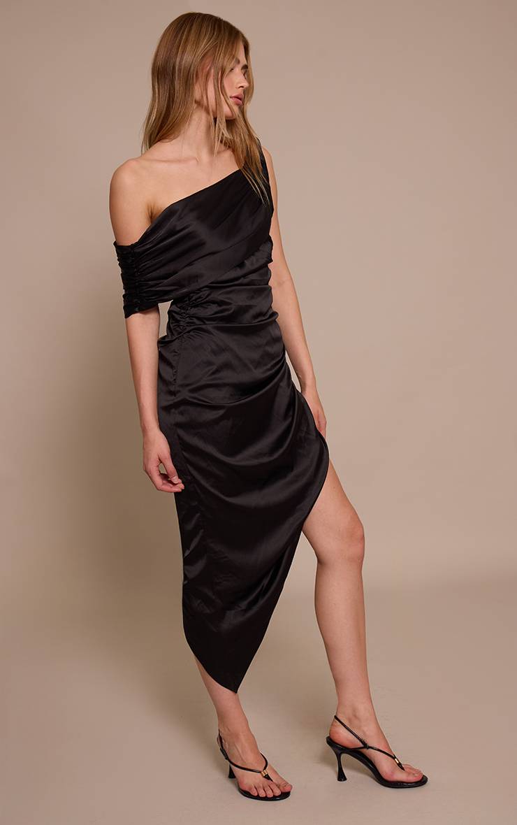 Noir Robe Bardot À Ourlet Asymétrique