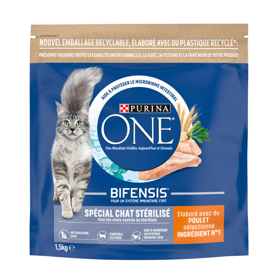 Croquettes chat adulte stérilisé au poulet et blé Premium - 1,5 kg