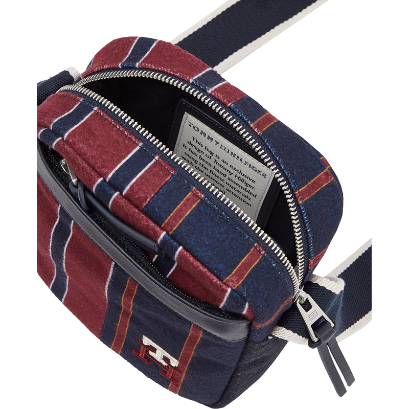 Tommy Hilfiger<br>Crossbody New Prep