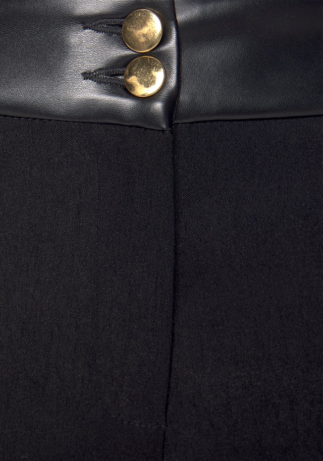 LASCANA Stretch-Hose  mit Einsätzen aus Lederimitat, elegante Jerseyhose, casual-chic