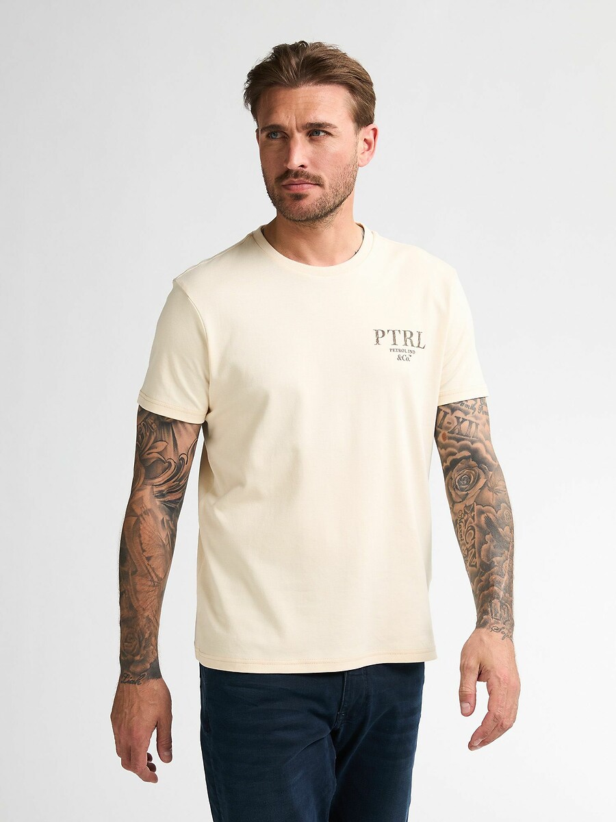 INDÚSTRIAS PETROLÍFERAS<br>Camiseta de manga curta com logotipo no peito