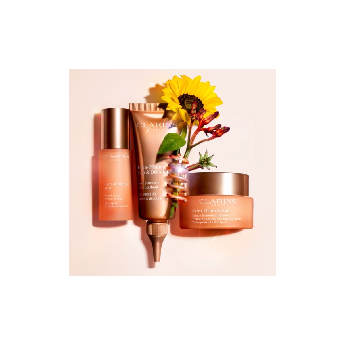 CLARINS Extra-Firming Cou et Décolleté Soin jeunesse lift-regalbant