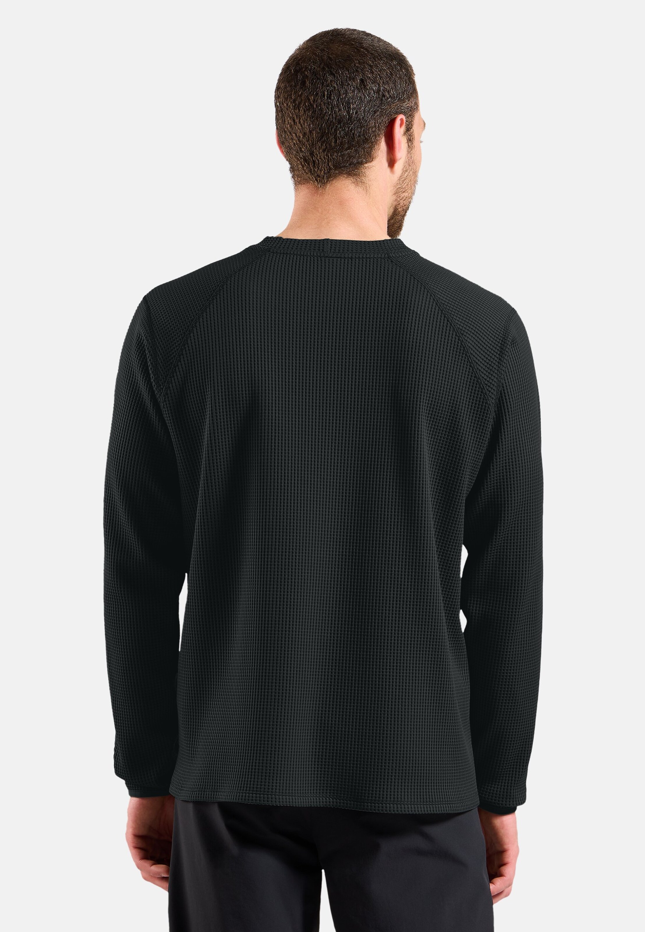 Cubic Multisport Mid Layer mit Rundhalsausschnitt in black